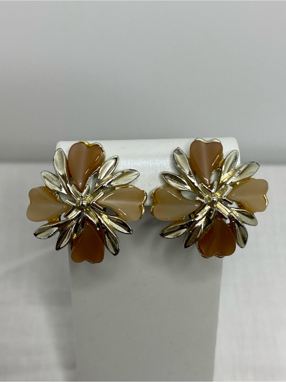 Vintage ART Clip On Arthur Pepper Thermoset Flower Earrings Silver Tone